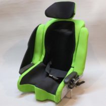 Sitzschalen Maßanfertigung Sitzschale in Grün, wir beziehen Sitzschalen und Fahrgestelle farblich RAS Melle Rehatechnik Kundenzentrum